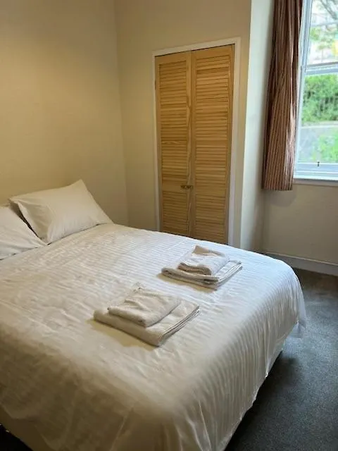 Apartment Royal Mile Tron Square 3 Double Bedrooms Fantastic Location Parking Edinburgh United Kingdom