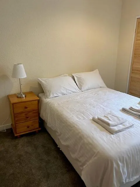Royal Mile Tron Square 3 Double Bedrooms Fantastic Location Parking Edinburgh